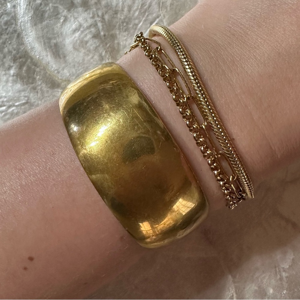 Thick Gold Solid Bracelet - image 1